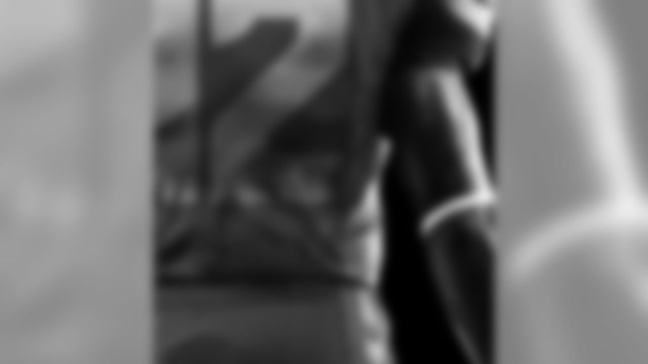 NFL_2012_SeattleSeahawks_Zone_Vent_9113.jpg
