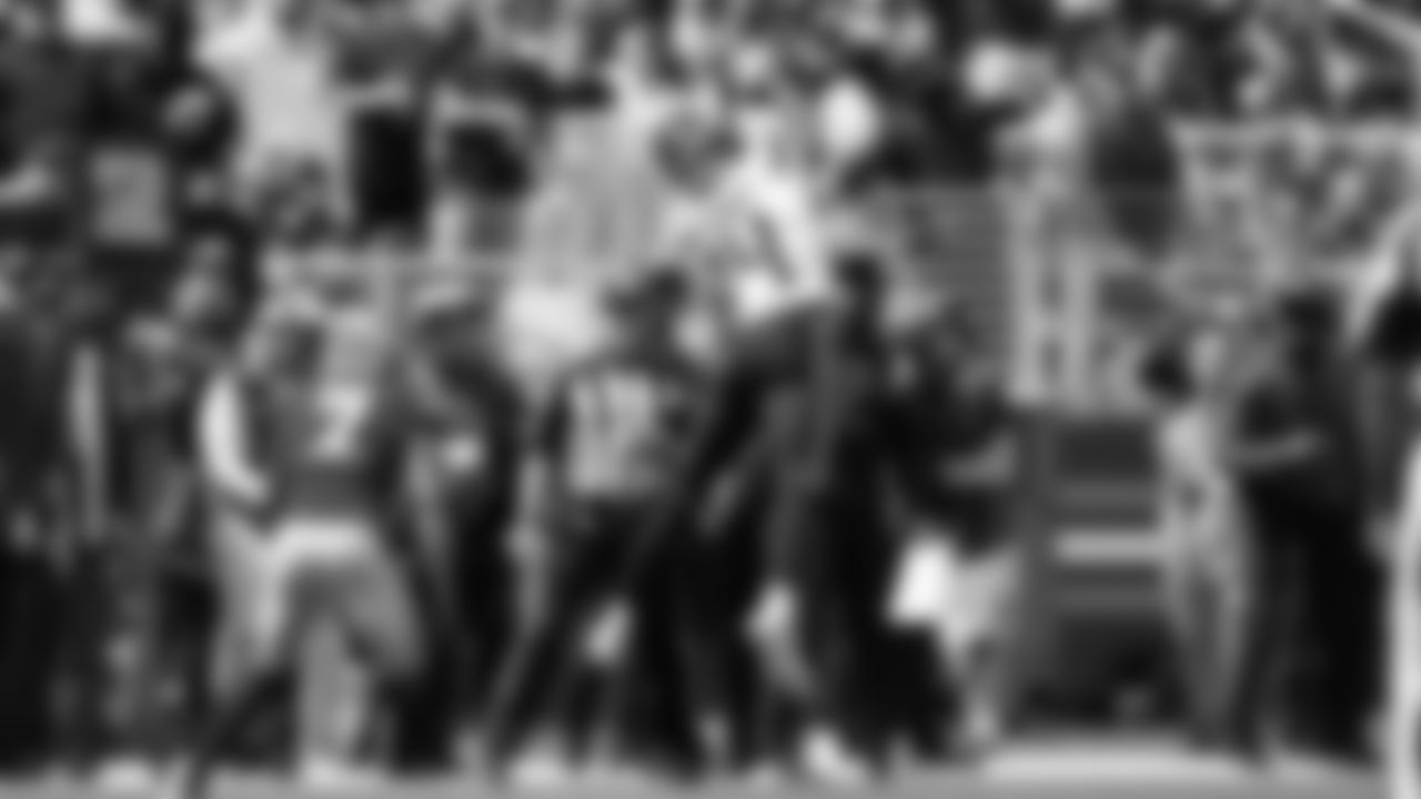 The best photos of Seahawks wide receiver DK Metcalf from the 2022 season.