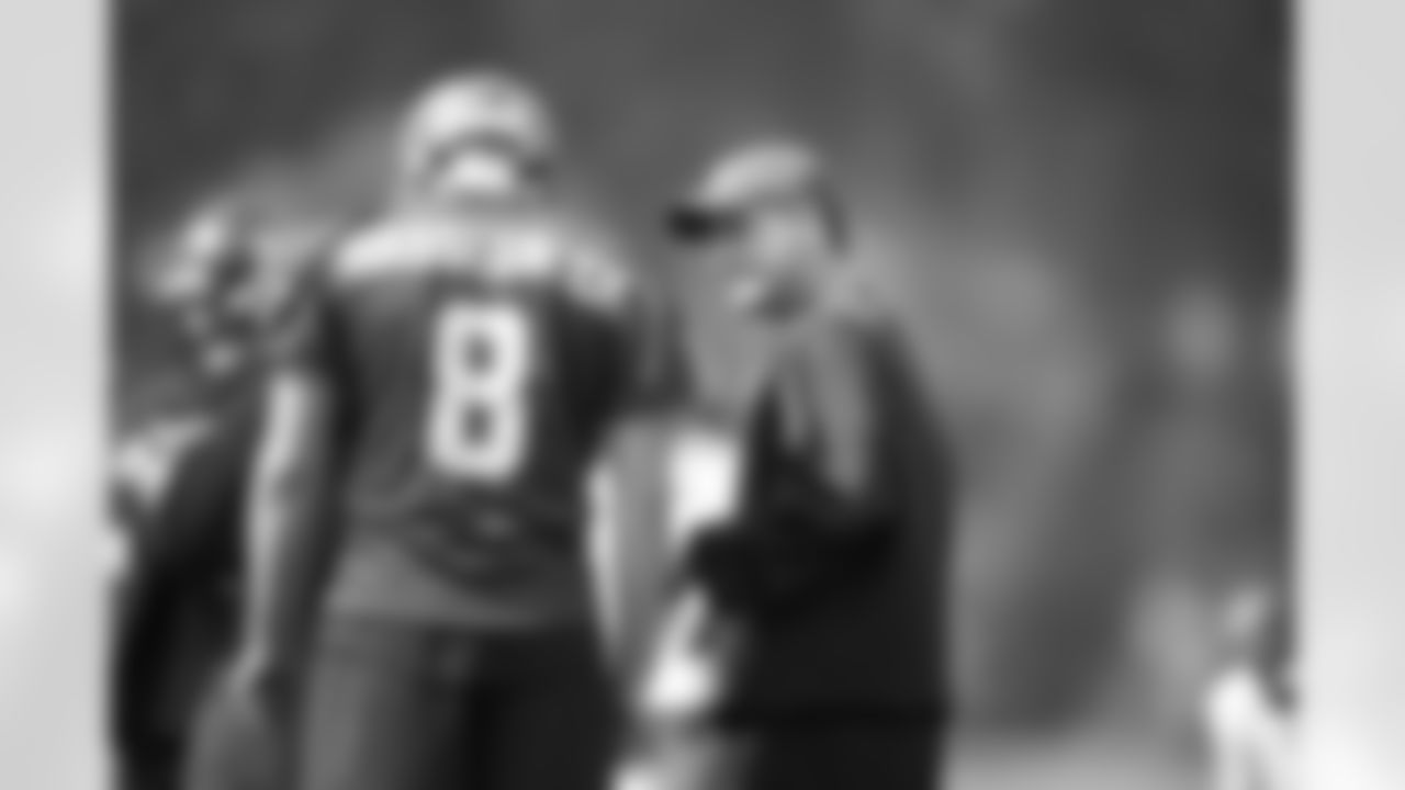 Quarterback Matt Hasselbeck