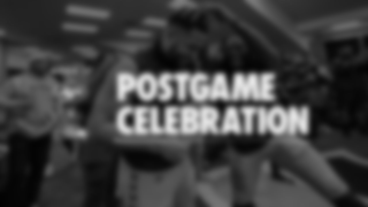 seahawks-postgame-celebration_weeek-17-jets