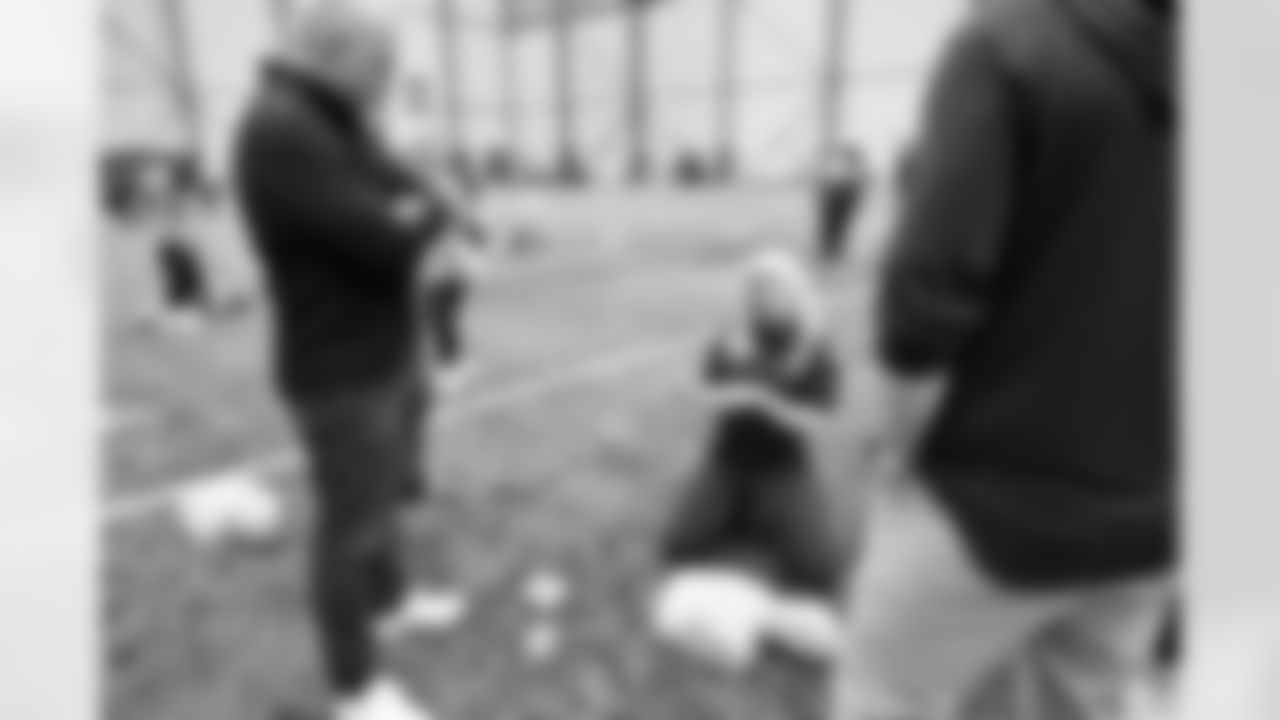 Seahawks-CPR-Training - 20230501_15-31-41_2397