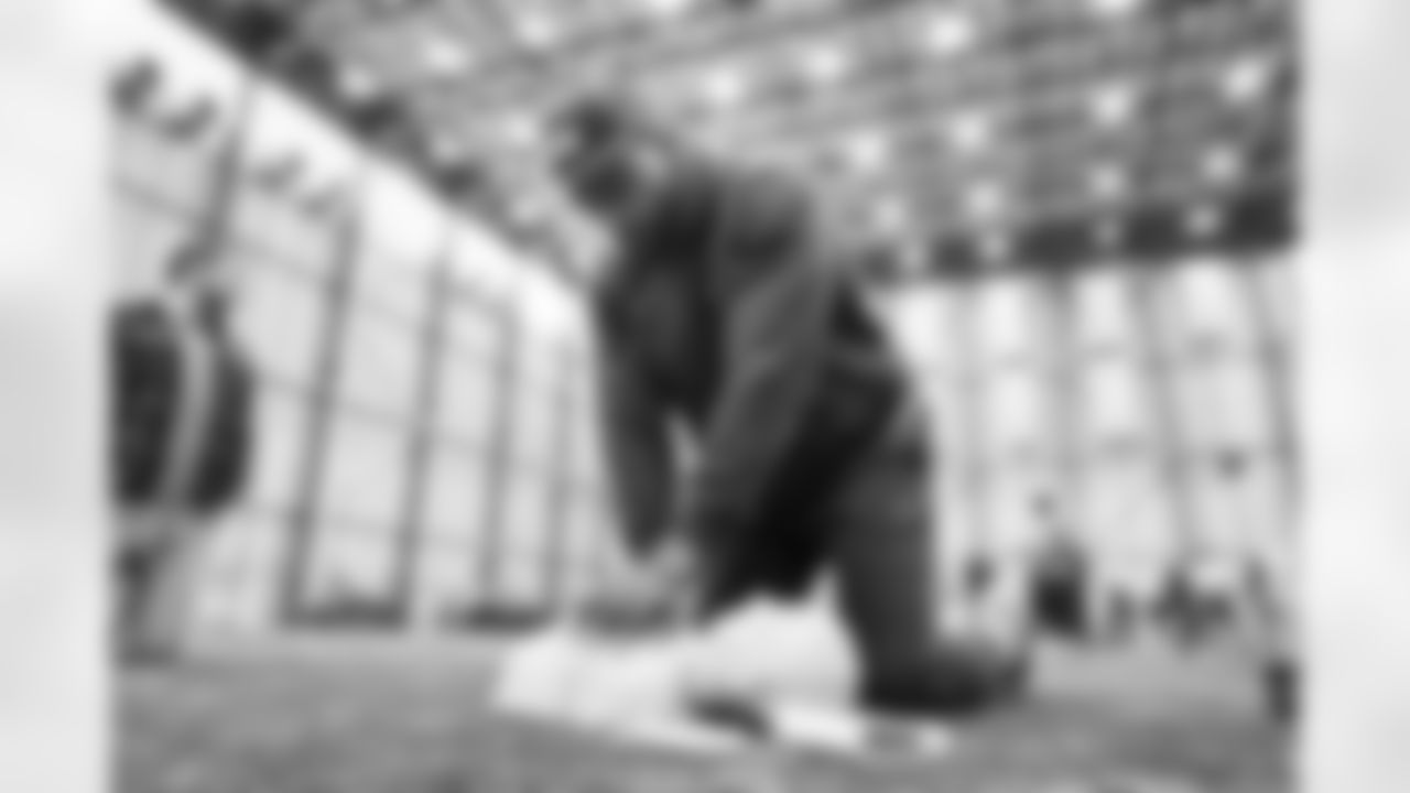 Seahawks-CPR-Training - 20230501_15-33-40_2405