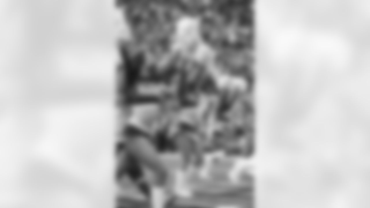 20211031_vsJaguars_Dancers_SP-1625-2