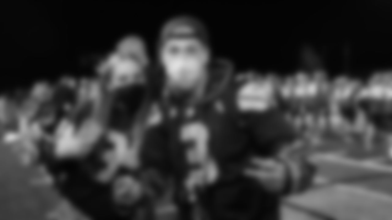 Seahawks-Blue-Friday-Night-Lights-Selects-20210910_20-26-13_107857