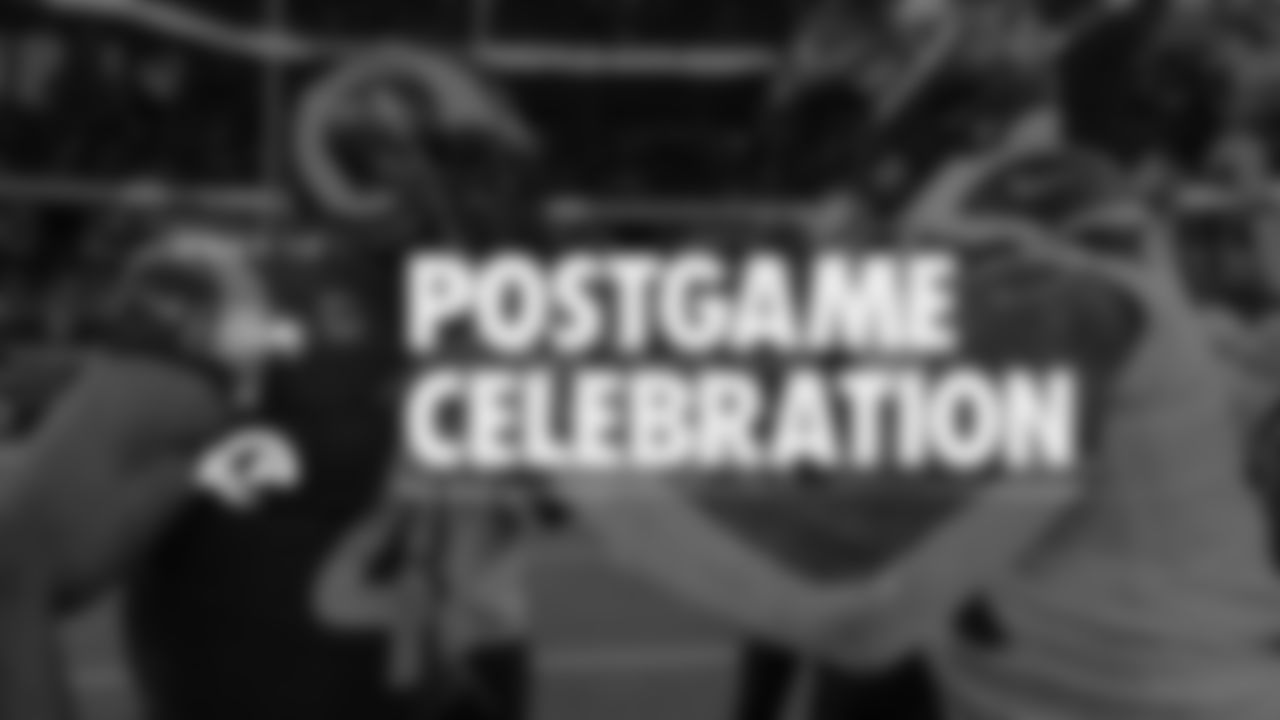 seahawks-postgame-celebration_weeek-12-rams