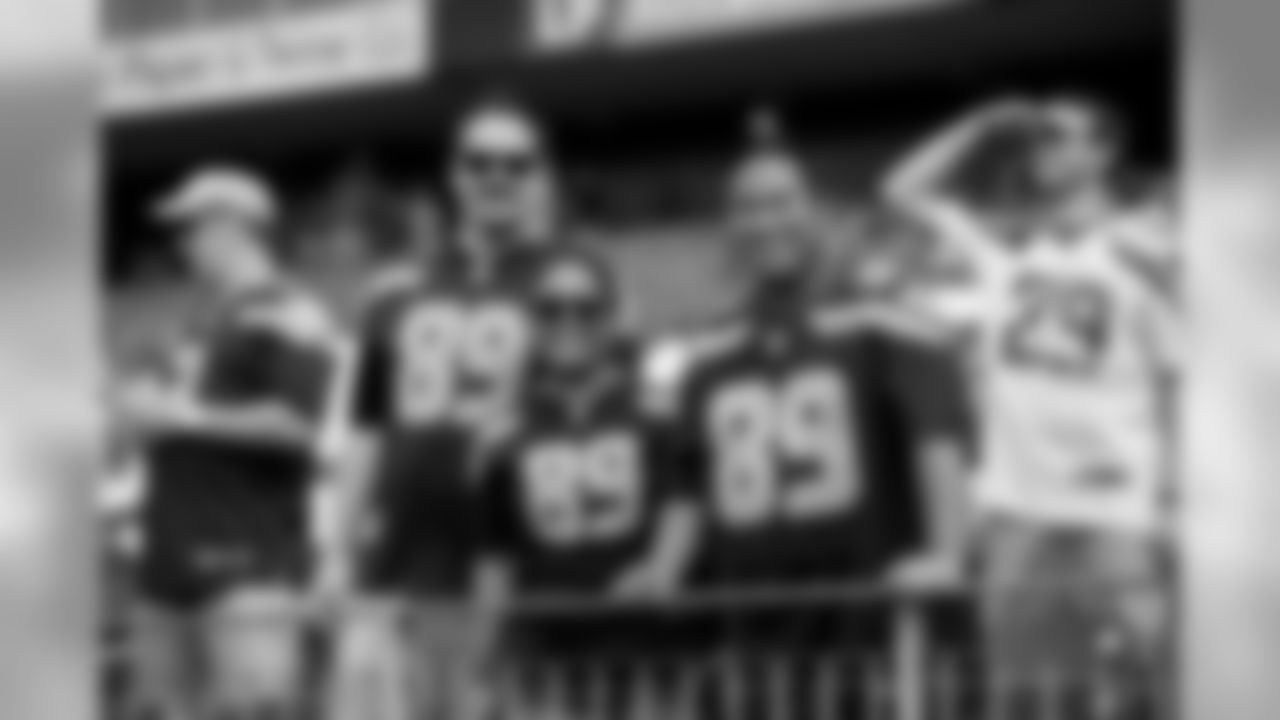 rm1_9416_0.jpg