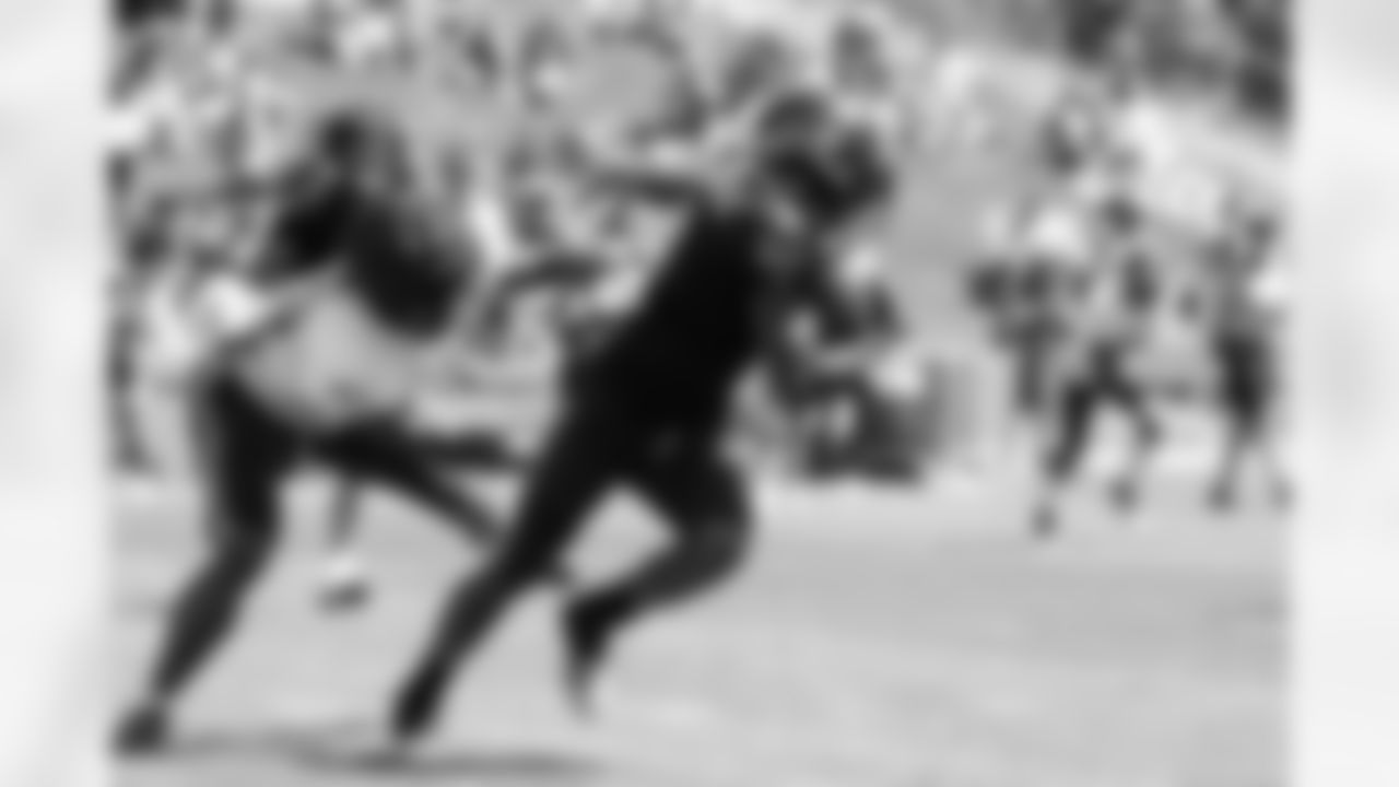 Seahawks wide receiver Dee Eskridge (1) practiced on Tuesday, August 1, 2023 at the Virginia Mason Athletic Center in Renton, Wash.