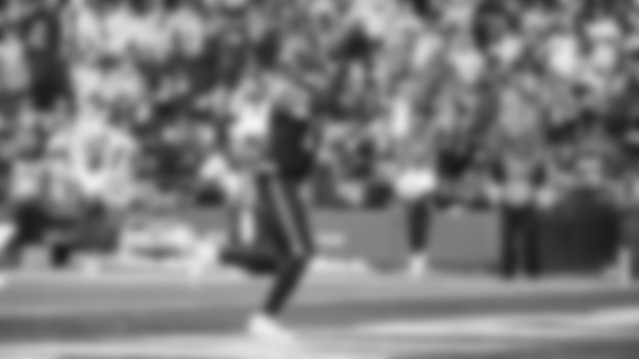 Some of the best photos of Seahawks wide receiver DK Metcalf taken during the 2021 season.