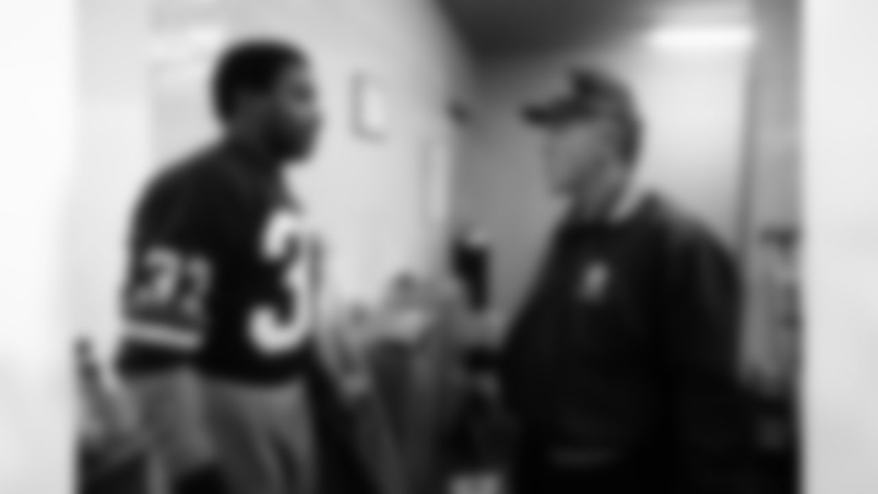 Knox_Chuck089