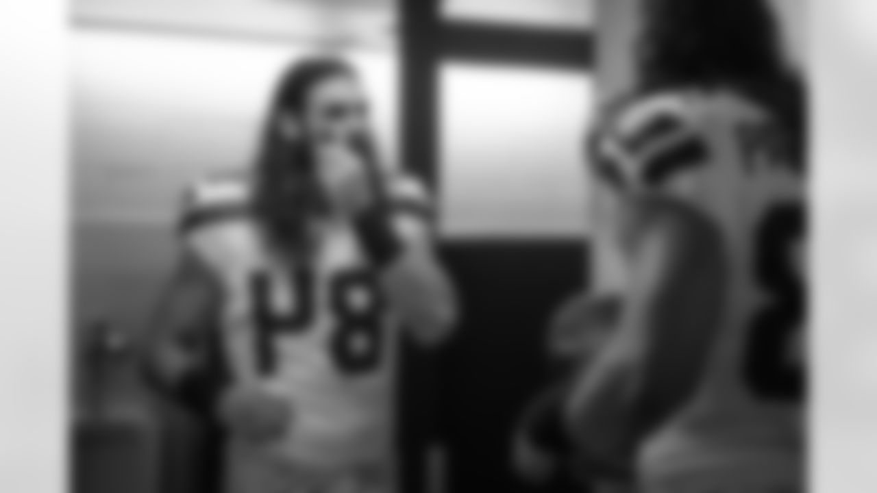 Tight end Colby Parkinson gets ready for the game.