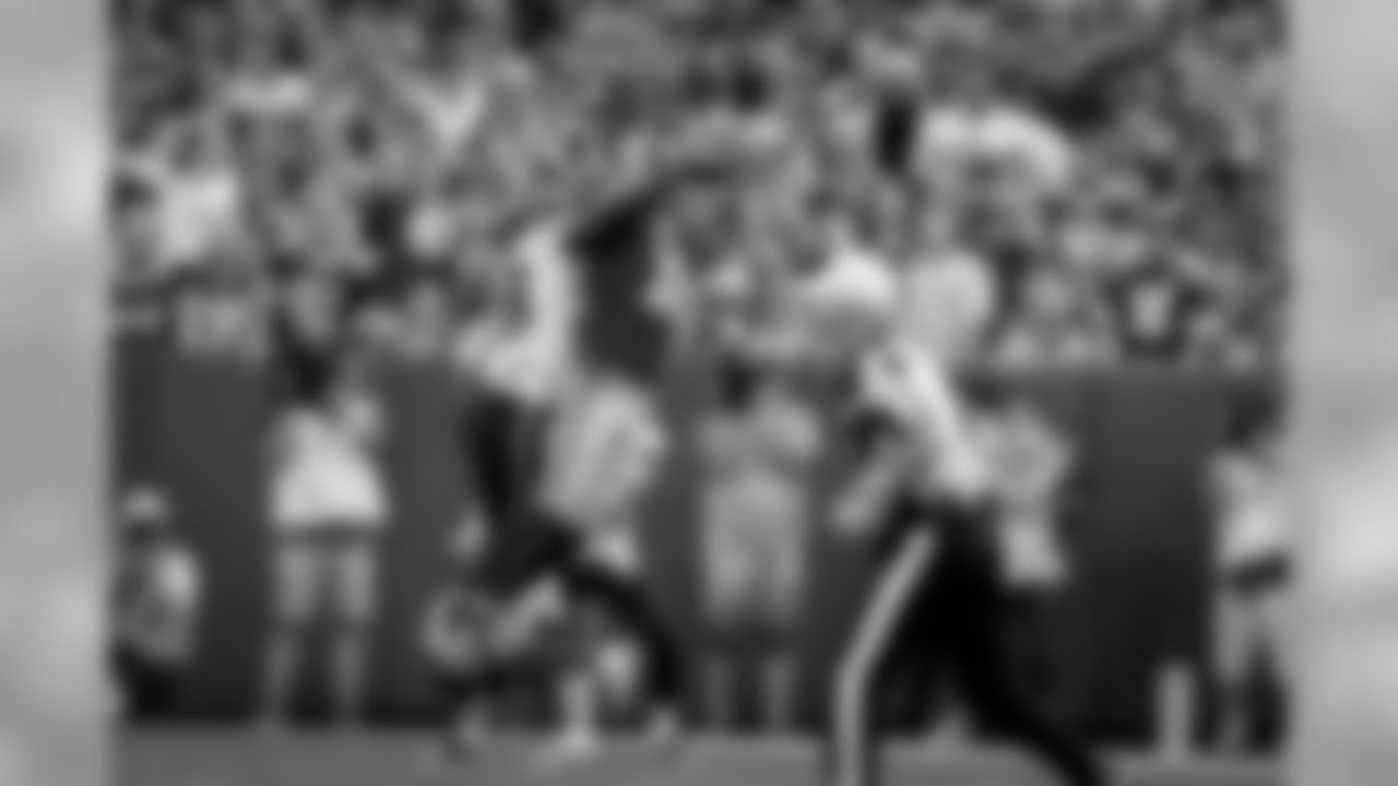 eye_wk1_packers_48.jpg