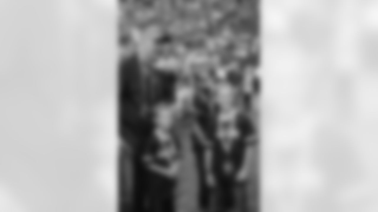 Seahawks-Taima-Through-The-Years-20140822_18-28-24_64