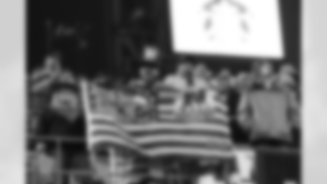 temp20150110_Fans-33.jpg