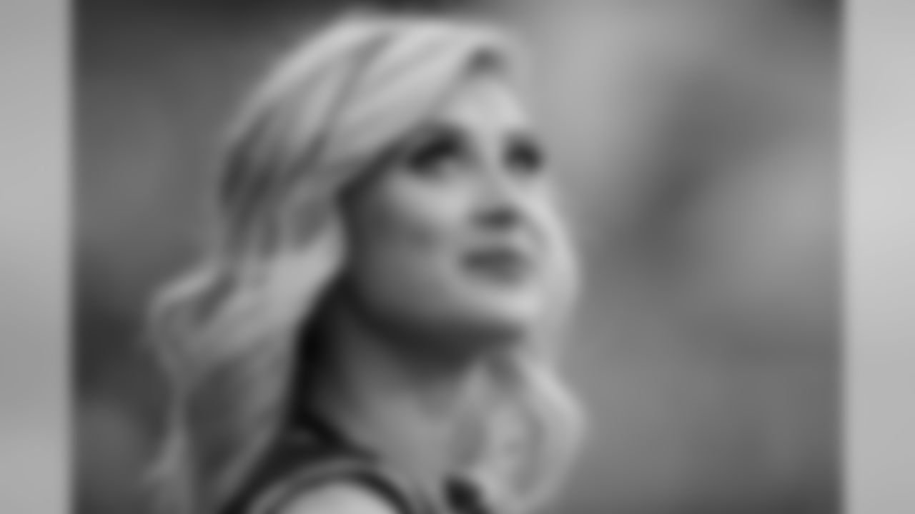 20170825_seagals_kc_janegphoto-113_0.jpg