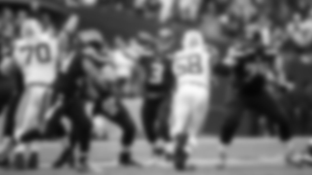 ThroughTheYears-Jets-2012_RM5_3846
