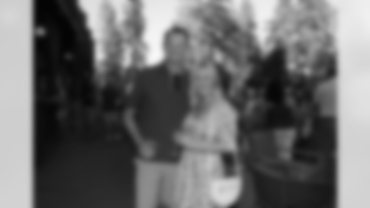 20210629_RUSSELL_WILSON_GOLF_CT305913