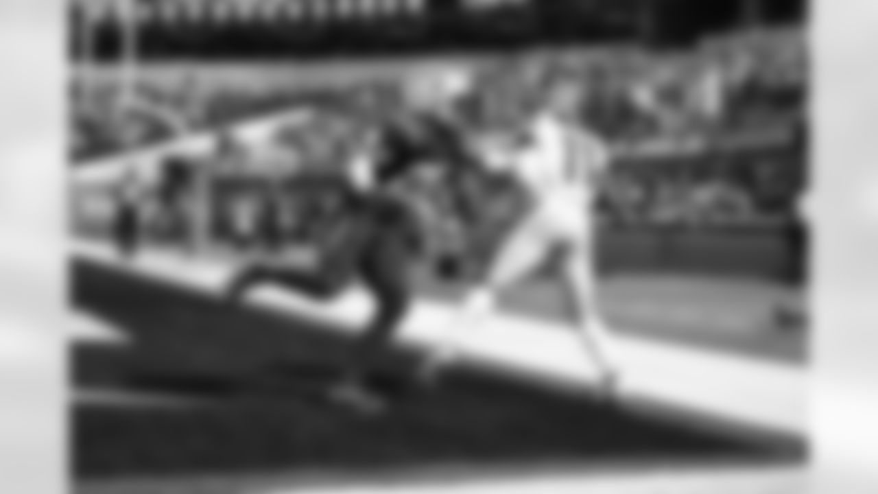 The best photos of Seahawks wide receiver Marquise Goodwin from the 2022 season.