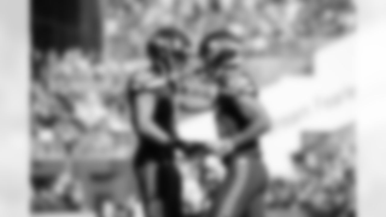 Seahawks-Top-Shots-Coby-Bryant-20221016_11-59-12_36