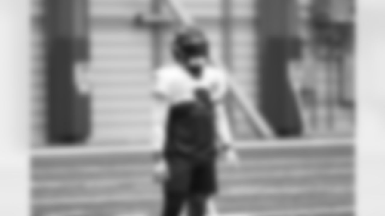 The Seahawks practice at the Virginia Mason Athletic Center in Renton on December 9, 2022.
