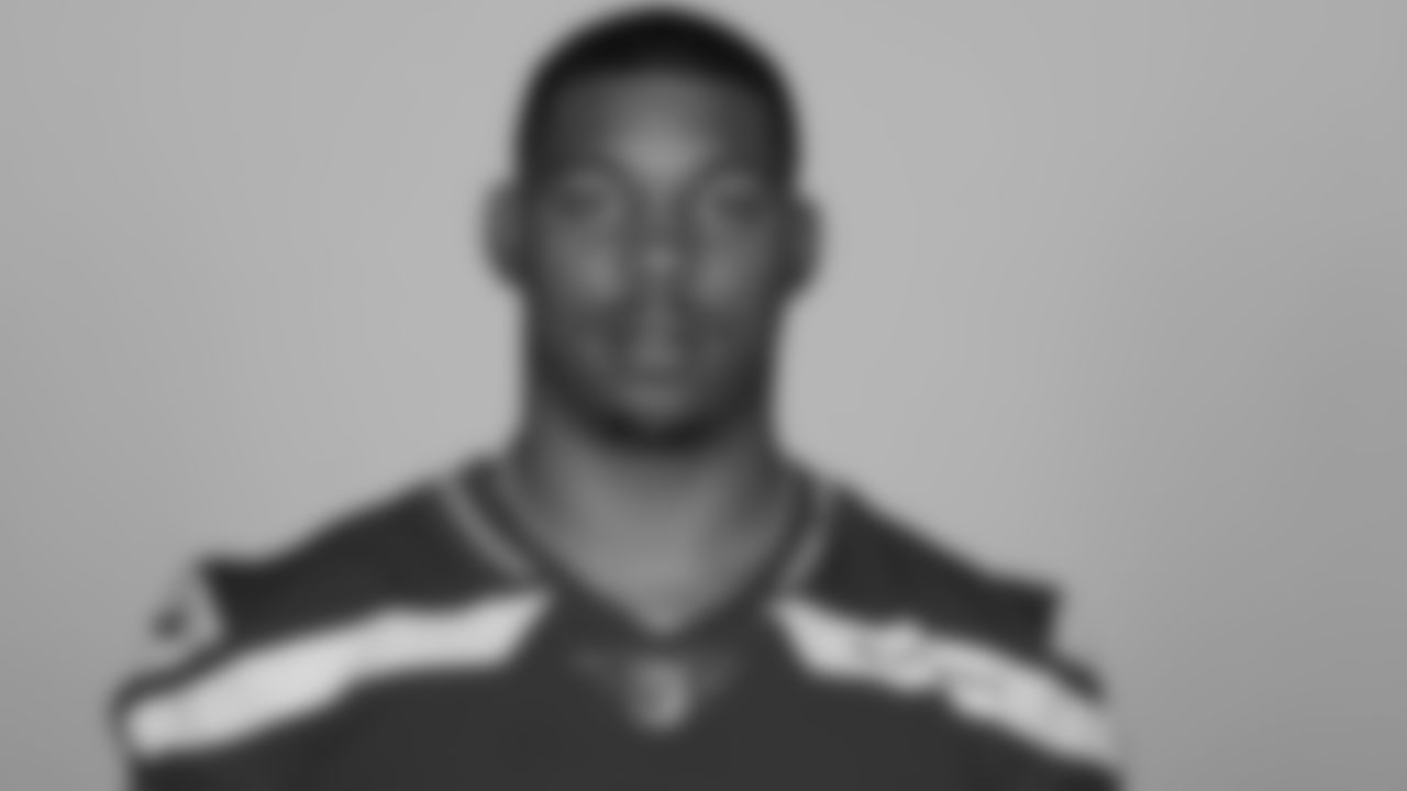 98 - Defensive End - Alton Robinson
