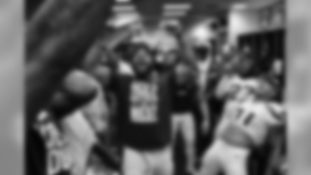 SEATTLE SEAHAWKS, LOS ANGELES RAMS
