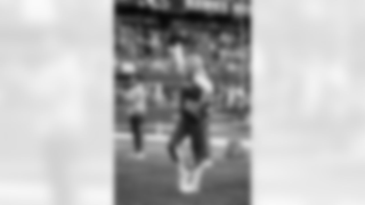 20230101_NYJvsSEA_Dancers_POTTER-0947
