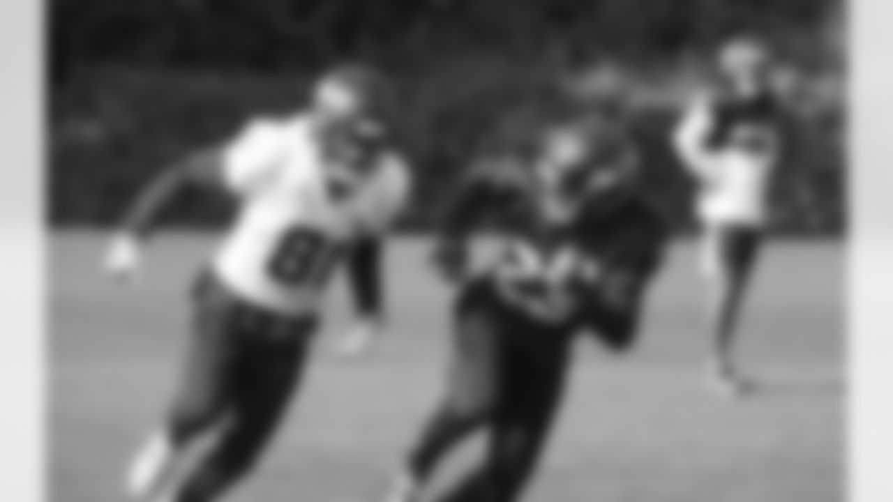 Seahawks players practice at the Virginia Mason Athletic Center in Renton on October 6, 2022.