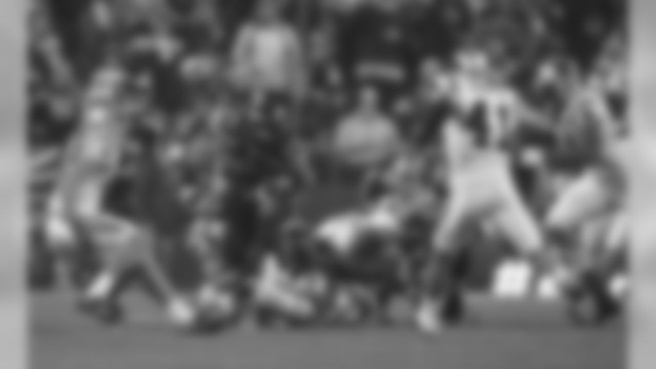 tempAction_011015-29.jpg