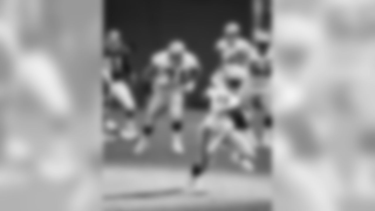 Seattle Seahawks wide receiver Brian Blades (89) runs upfield during an NFL game against the Denver Broncos, Sept. 15, 1991. The Broncos defeated the Seahawks 16-10 at Mile High Stadium in Denver. (AP Photo/NFL Photos)