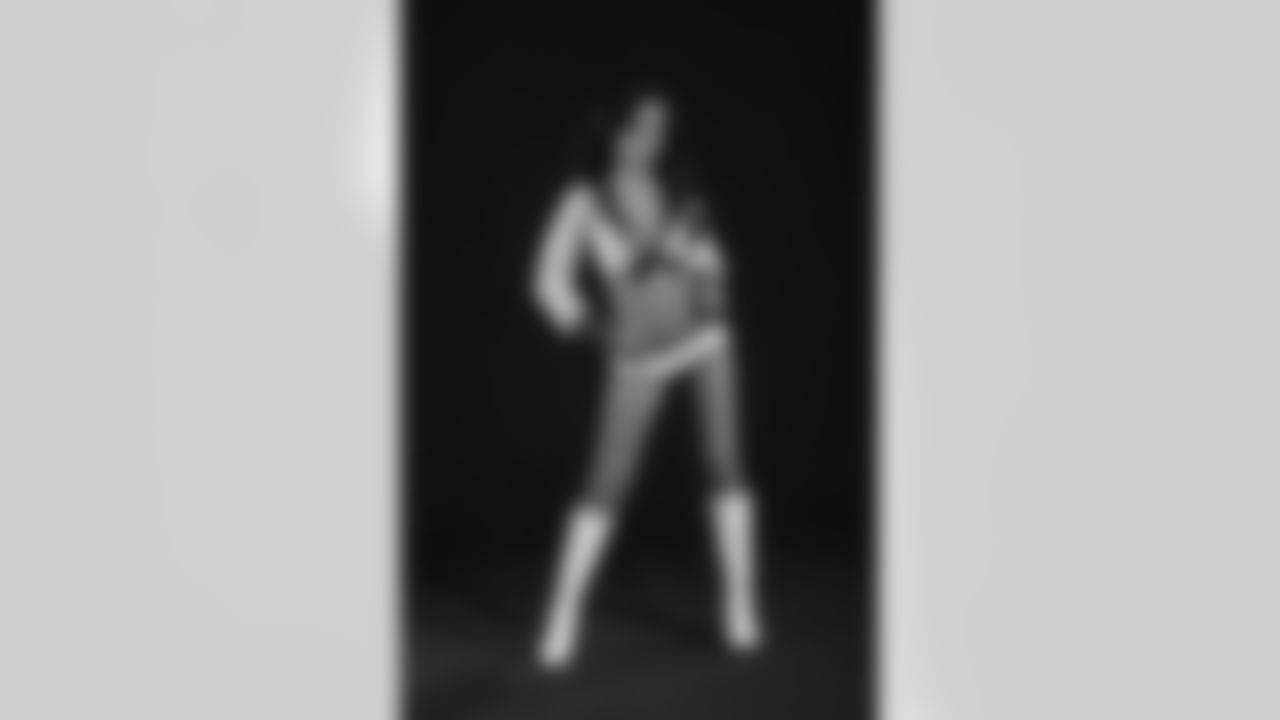 temp20130522_SEAGALS_GLAMOUR_3472.jpg
