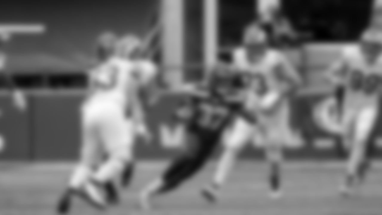 2020-TopShots-Diggs-20201227_SEAvsLAR_CST_CT104138