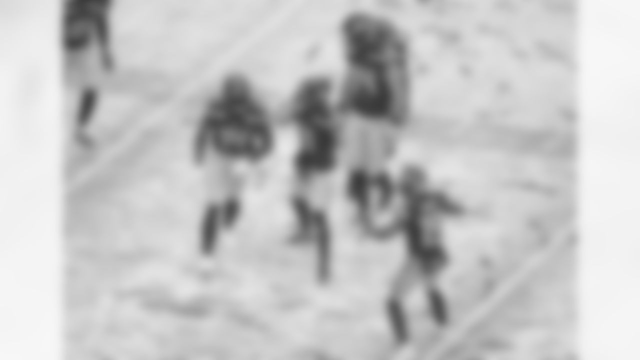 Seahawks-Through-The-Years_Cody-Thompson-20211226_13-14-15_108557