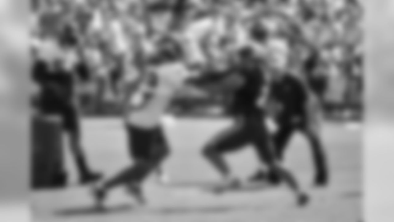 LB Shaquem Griffin, left, and RB J.D. McKissic, right