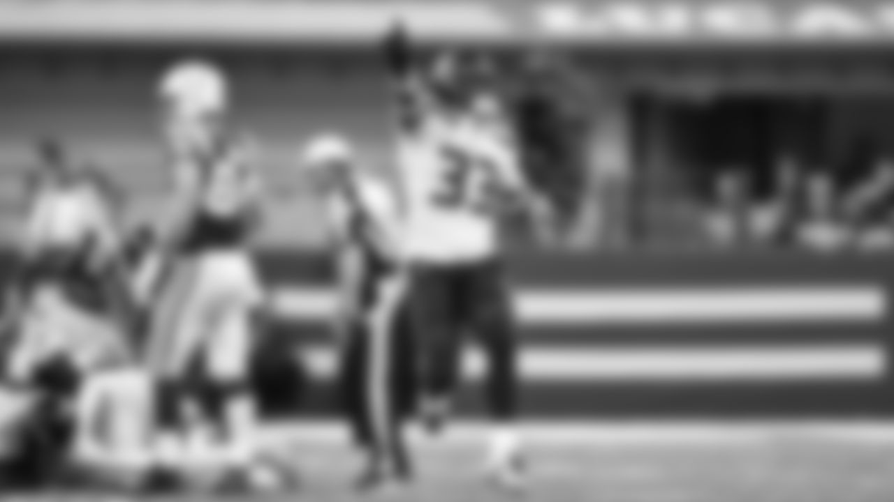 Some of the best photos of Seahawks safety Jamal Adams from the 2021 season.