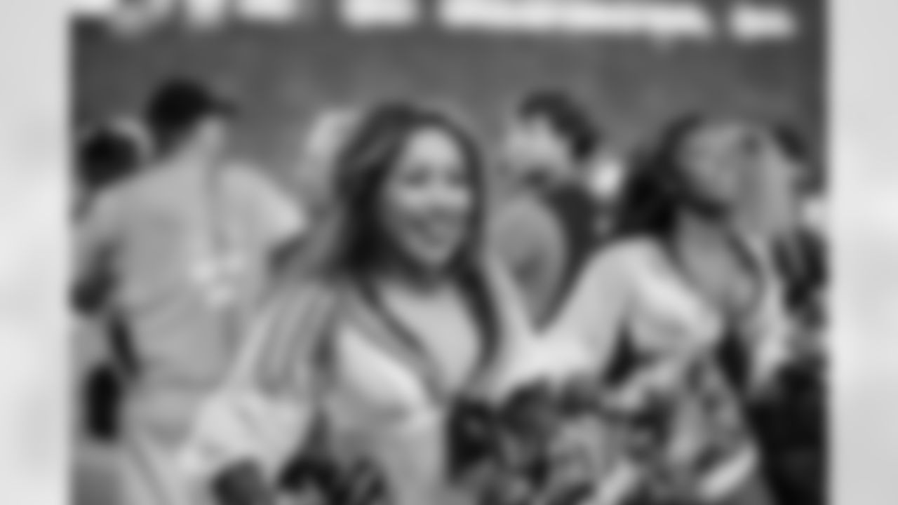 [December 22, 2002]: Seahawks 30 – Rams 10