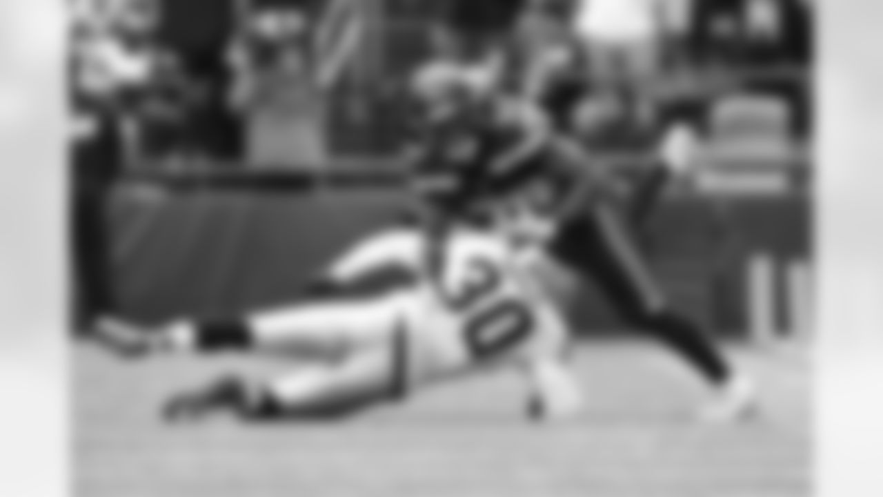 20221127_LVRvsSEA_MAR_RM3_5766 (1)