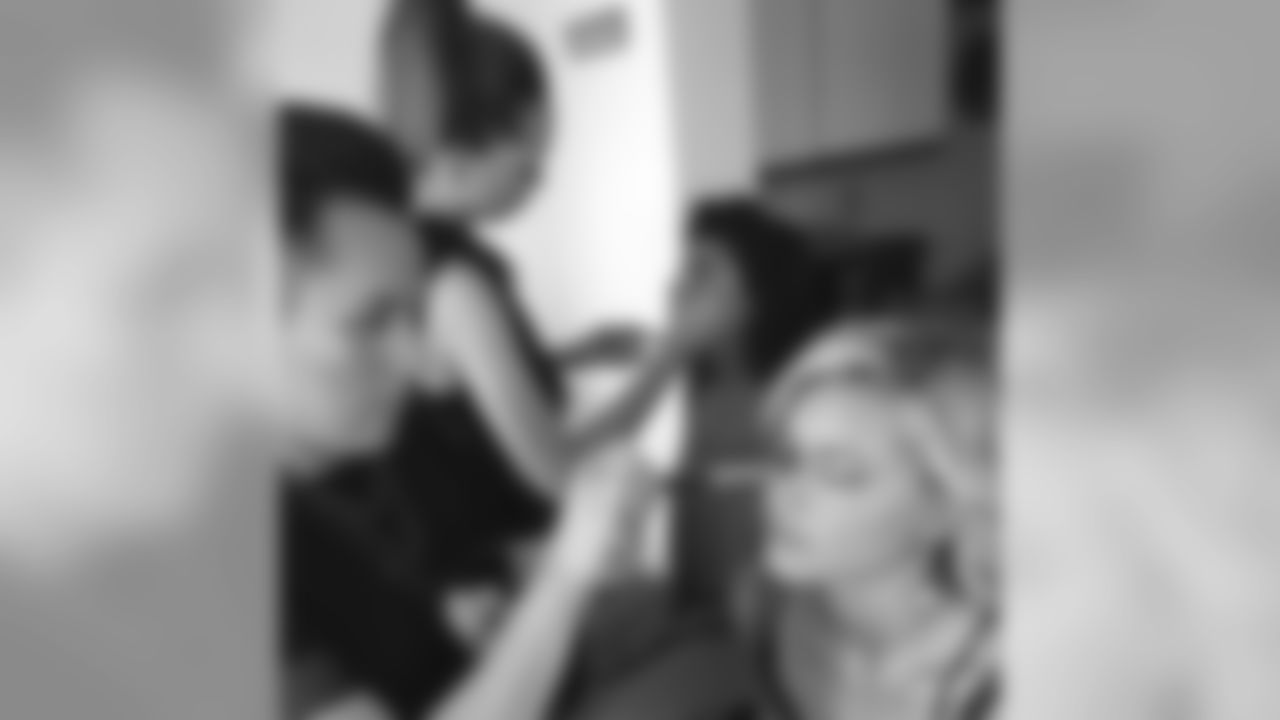 zoe_makeup.jpg
