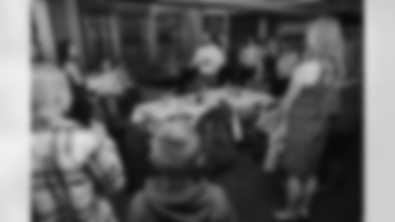 Seahawks-Salute-To-Service_Nino-Gray-20191018_18-25-46_2317