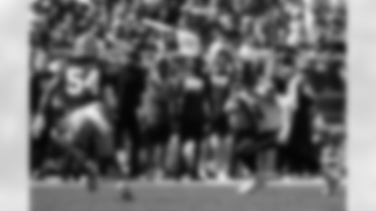 Some of the best photos of Seahawks tight end Will Dissly taken during the 2021 season.