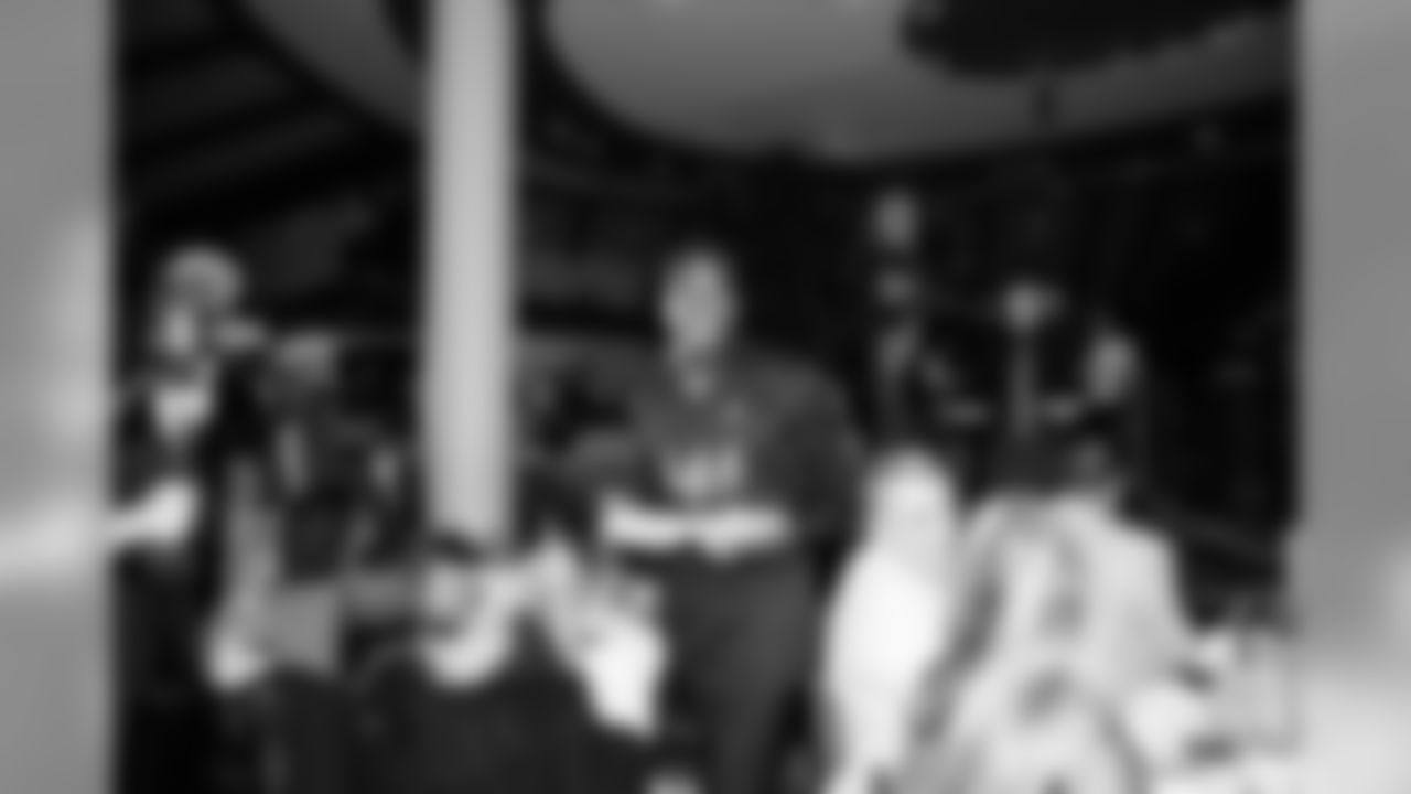 cliff_avril_charity_dining_2017_1284.jpg