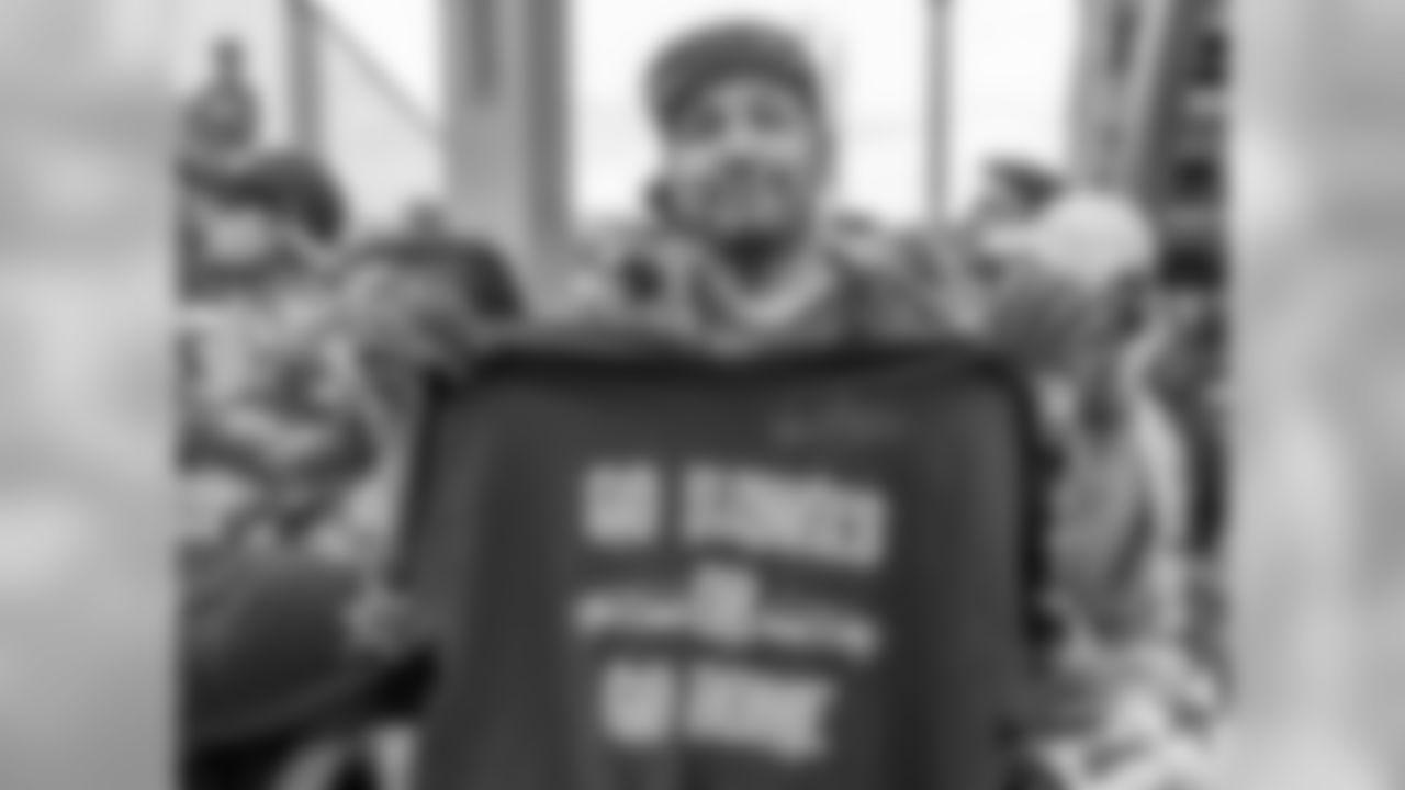 170128_pro_bowl_fans_day_four-5.jpg