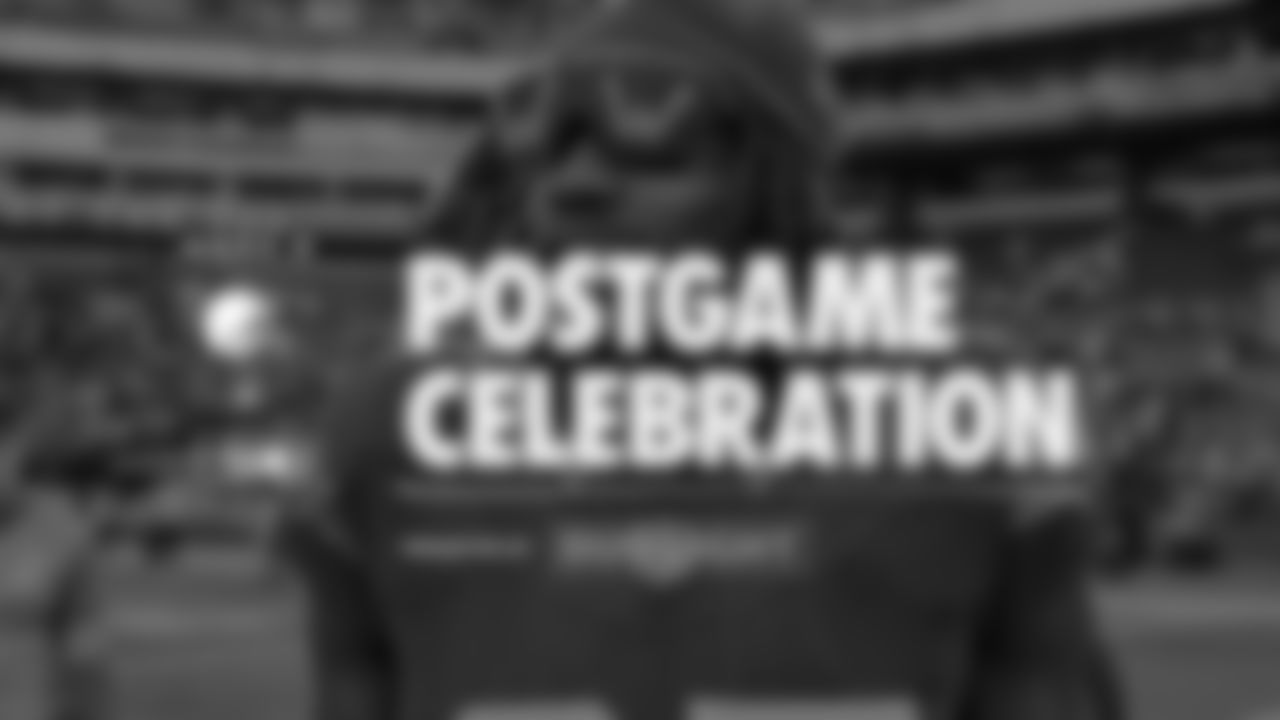 2023-seahawks-postgame-celebration_week-8-browns