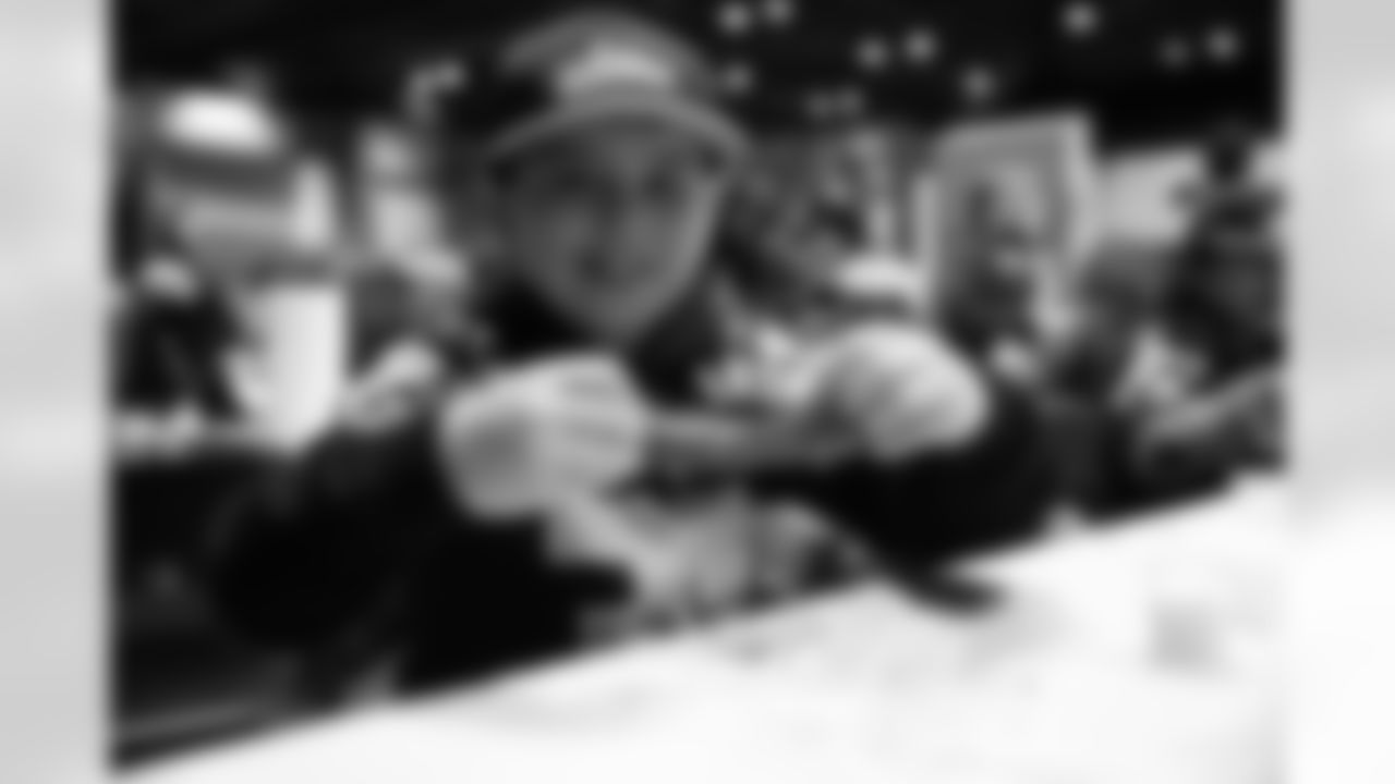 Seahawks-Nickelodeon-20230101_11-06-01_1165