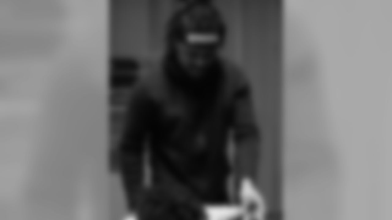 CJMP_JR-3942