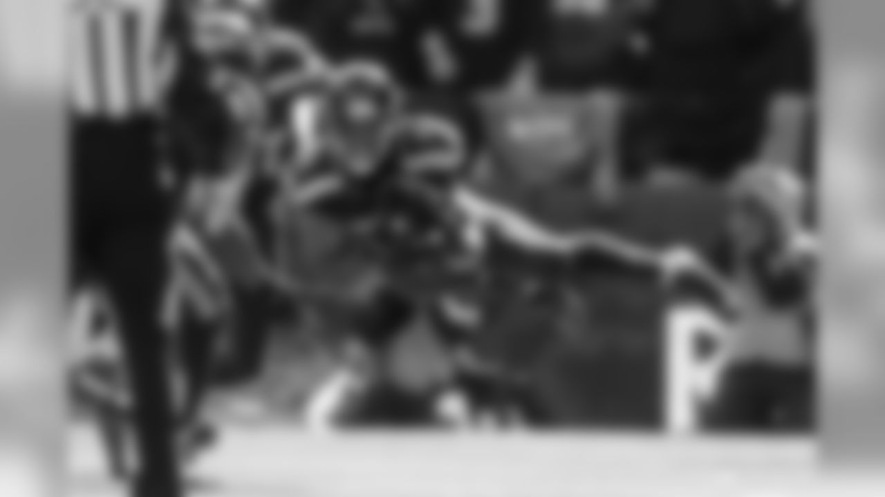 Week 3 saw a visit by the Jacksonville Jaguars and linebacker Bobby Wagner tipped a pass then dove to make the interception providing one of the most spectacular plays of the season.