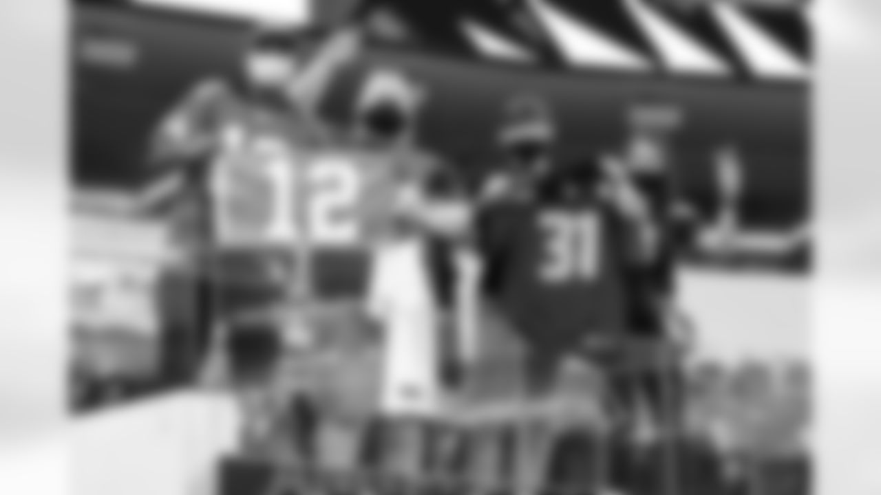 20211221_SEAvsLAR_MAR_RM3_0383