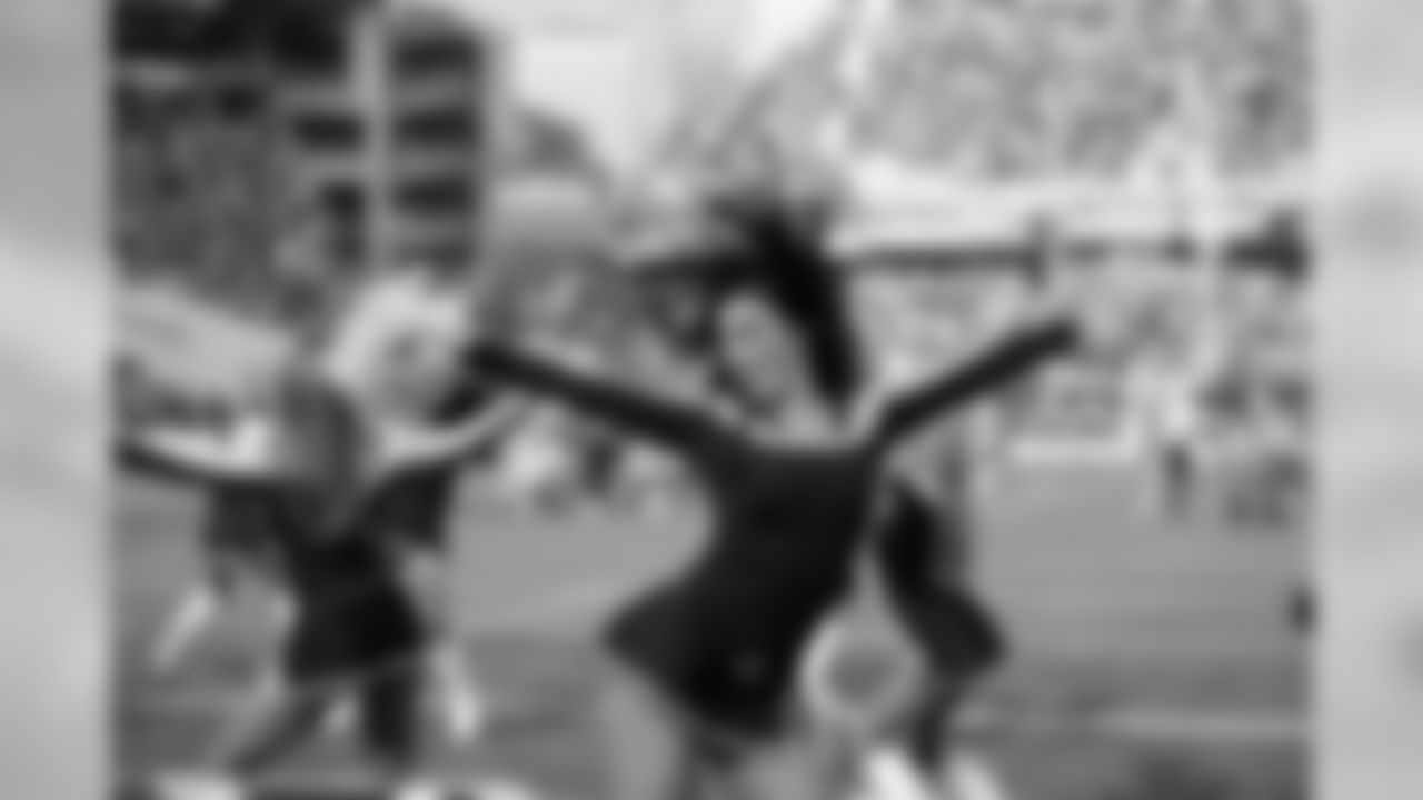 20171029_seagals_texans_janegphoto-65_3.jpg