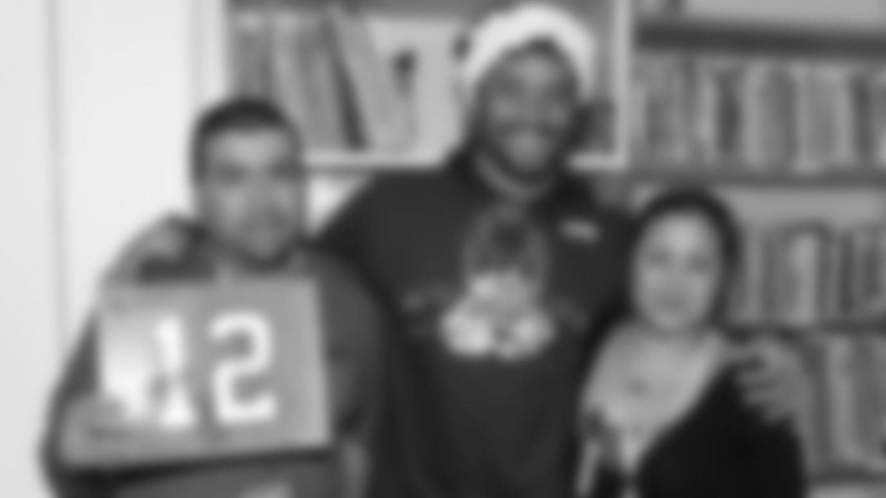 2020-RussellWilson-WPMOY-20141216_14-30-30_cst_EK2V0055
