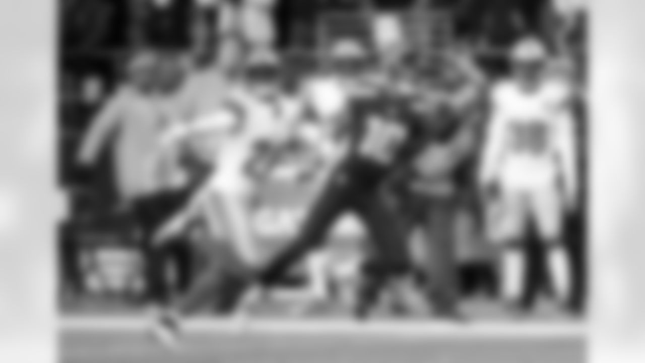Seahawks-Lions-Through-The-Years-20170107_19-49-10_012
