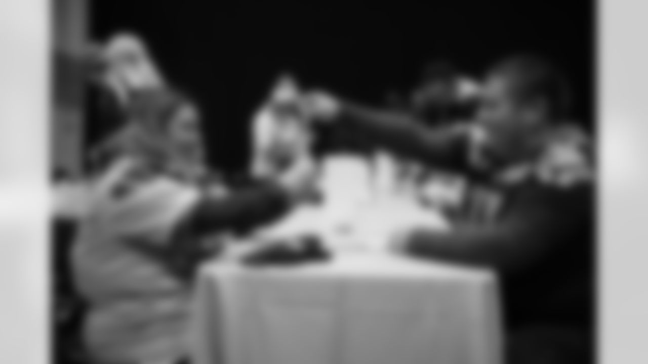 Seahawks-Nickelodeon-20230101_11-30-17_00435